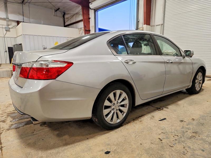 Photo 3 from auction – 2015 HONDA ACCORD EX with VIN 1HGCR2F70FA051599