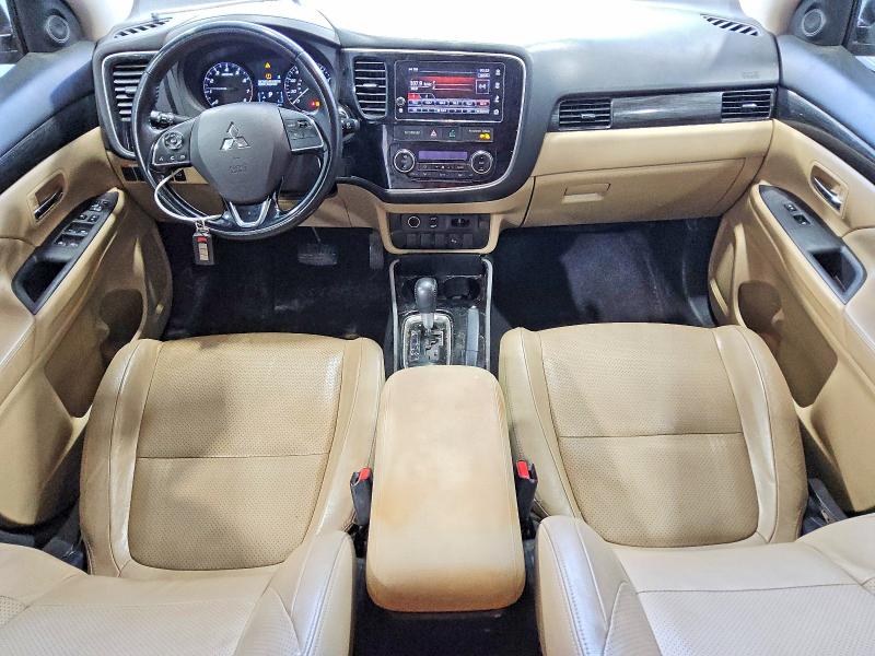 Foto 8 de la subasta – 2018 MITSUBISHI OUTLANDER con VIN JA4AD3A36JJ001095