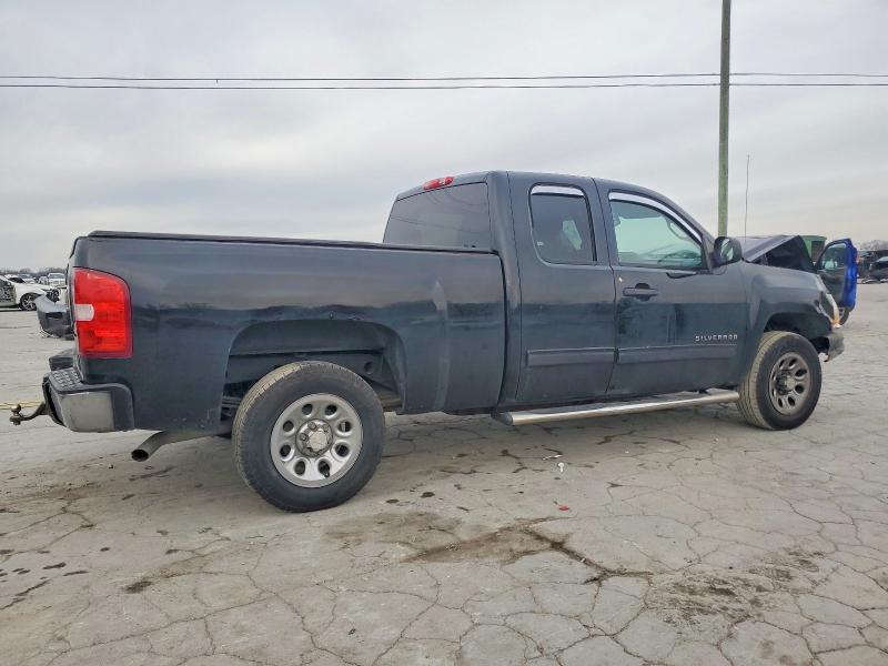 Photo 3 from auction – 2013 CHEVROLET SILVERADO with VIN 1GCRCSEA2DZ300233