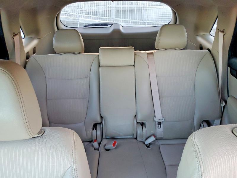 Photo 10 from auction – 2012 KIA SORENTO EX with VIN 5XYKUCA65CG220346