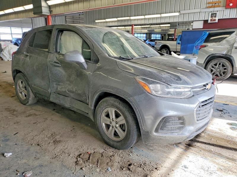 Photo 4 from auction – 2020 CHEVROLET TRAX with VIN 3GNCJKSB2LL185980