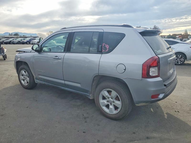 Photo 2 from auction – 2016 JEEP COMPASS LA with VIN 1C4NJCEA1GD735692