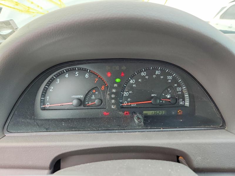 Photo 9 from auction – 2002 TOYOTA CAMRY LE with VIN 4T1BF30K42U016350