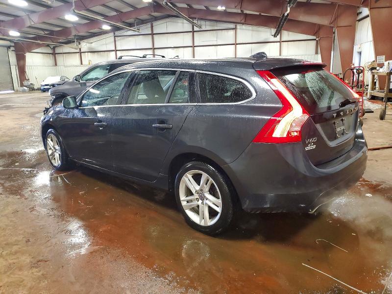 Photo 2 from auction – 2015 VOLVO V60 with VIN YV1612SD4F1213940