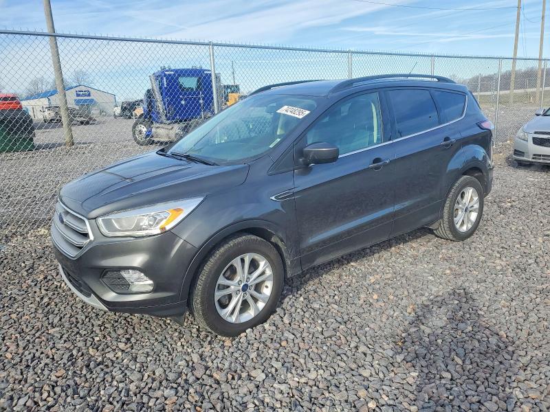Photo 1 from auction – 2017 FORD ESCAPE SE with VIN 1FMCU0GD3HUF05198