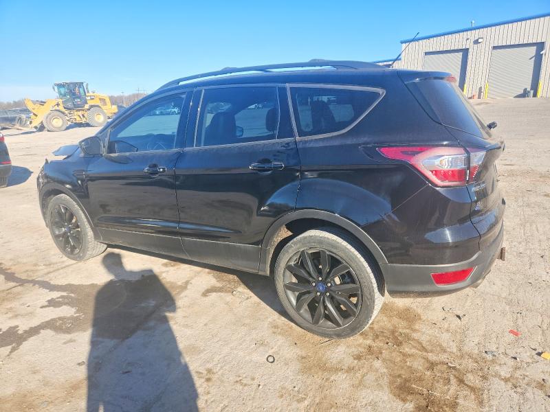 Foto 2 de la subasta – 2017 FORD ESCAPE SE con VIN 1FMCU0G97HUE95349