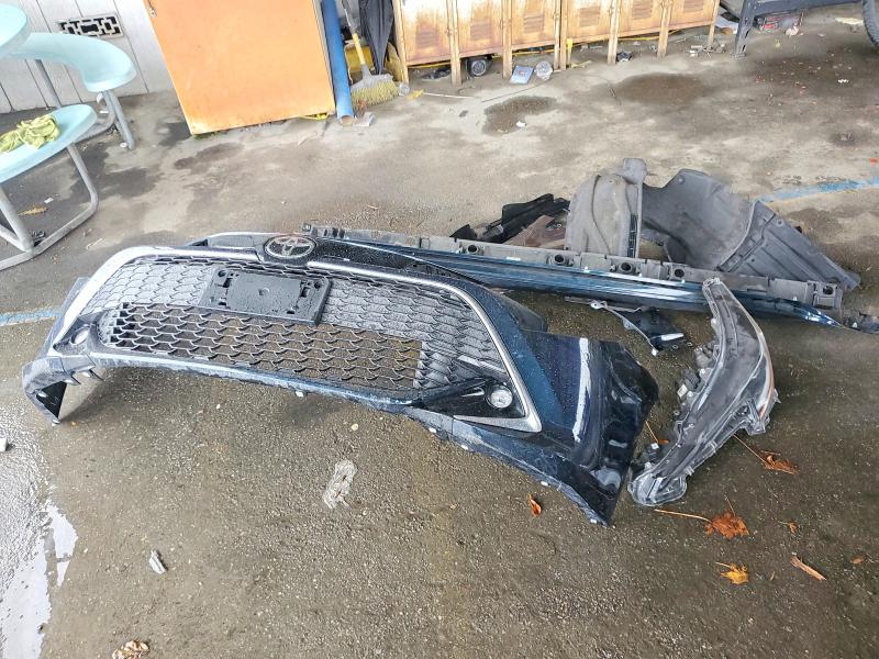 Photo 13 from auction – 2022 TOYOTA COROLLA with VIN JTNC4MBE3N3183851