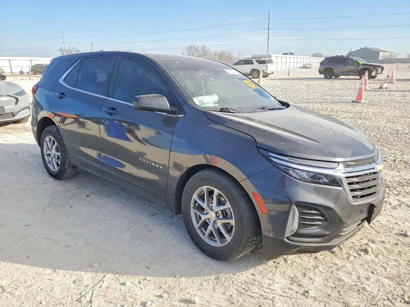 Photo 4 from auction – 2022 CHEVROLET EQUINOX with VIN 2GNAXKEV5N6156248