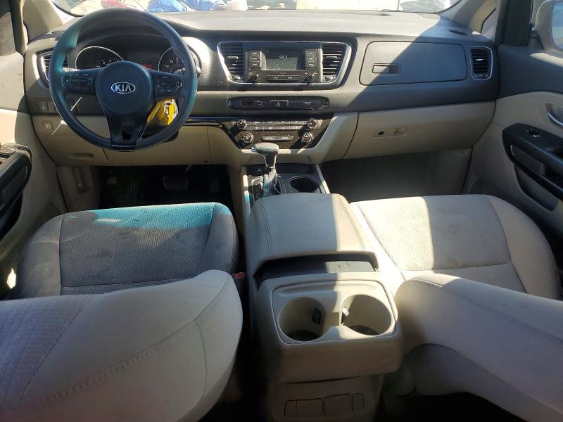 Photo 8 from auction – 2017 KIA SEDONA L with VIN KNDMA5C19H6257652
