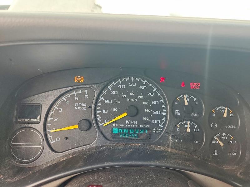 Photo 9 from auction – 2000 CHEVROLET SILVERADO with VIN 1GCEK19T3YE265822