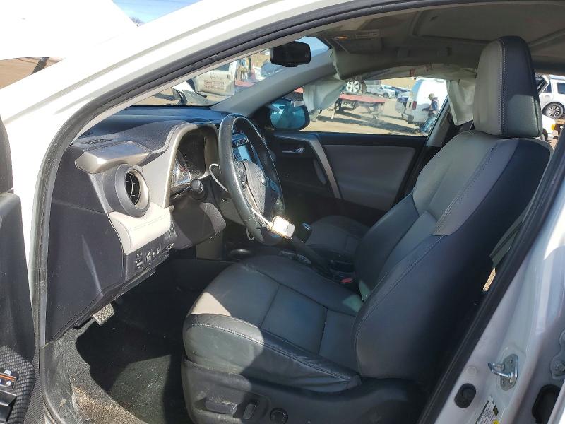 Photo 7 from auction – 2015 TOYOTA RAV4 with VIN 2T3YFREV8FW180570