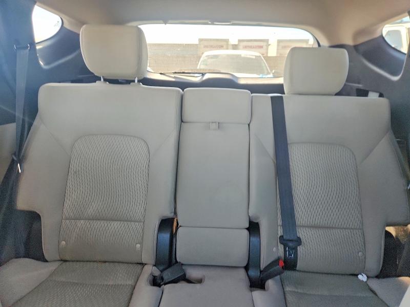 Photo 10 from auction – 2017 HYUNDAI SANTA FE S with VIN 5NMZU3LBXHH036672