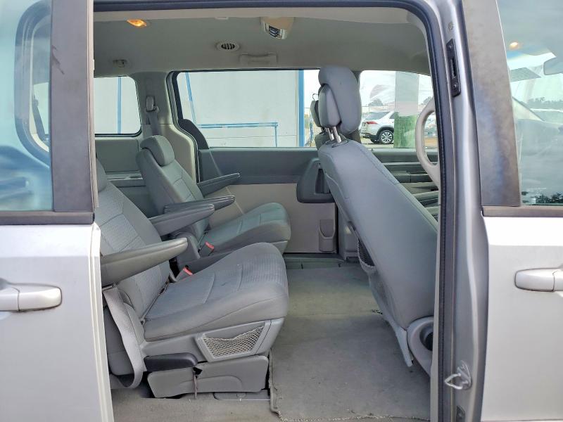 Photo 11 from auction – 2010 DODGE GRAND CARA with VIN 2D4RN4DE5AR411328
