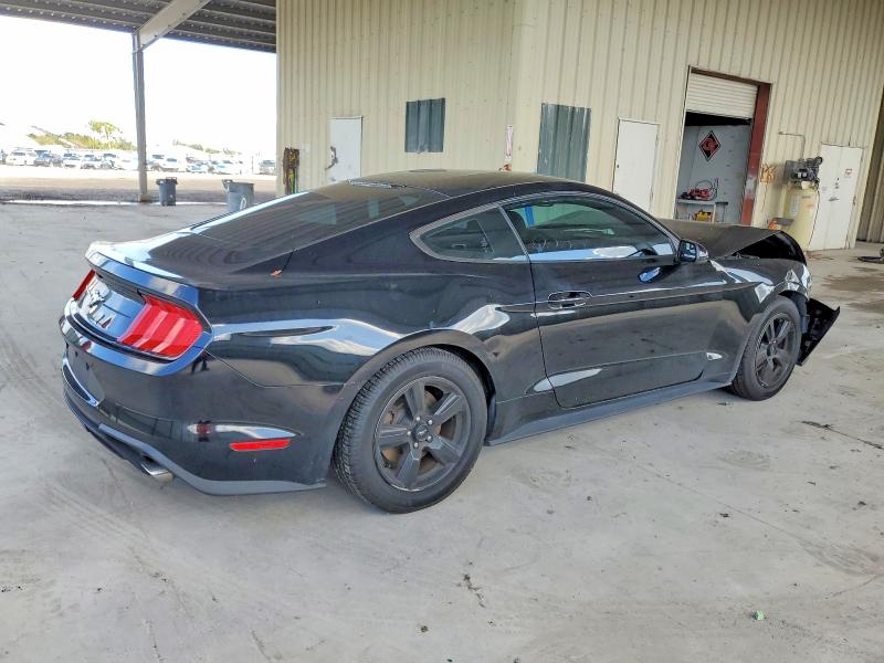 Photo 3 from auction – 2018 FORD MUSTANG with VIN 1FA6P8TH7J5111936