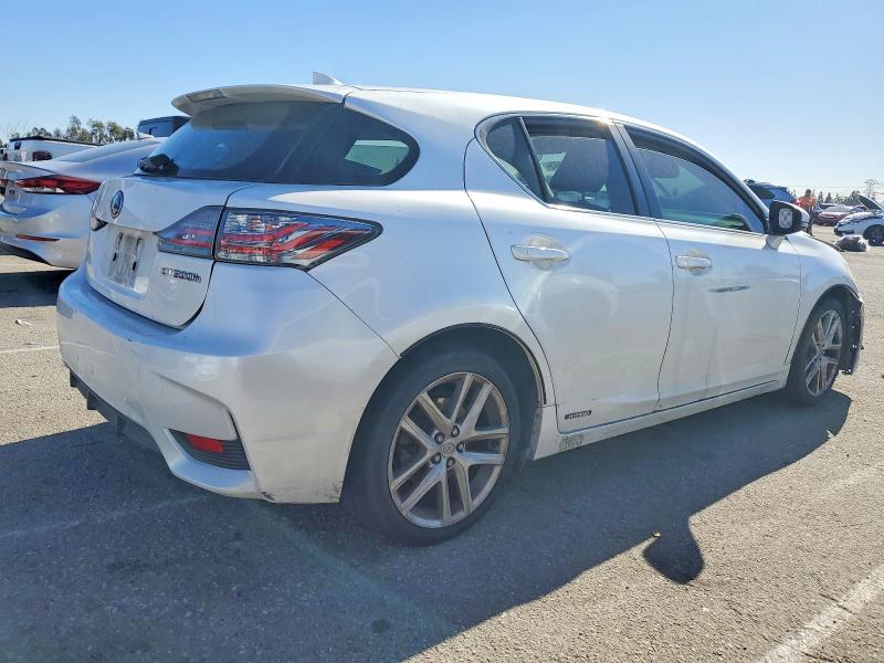Photo 3 from auction – 2015 LEXUS CT 200 with VIN JTHKD5BH7F2249419