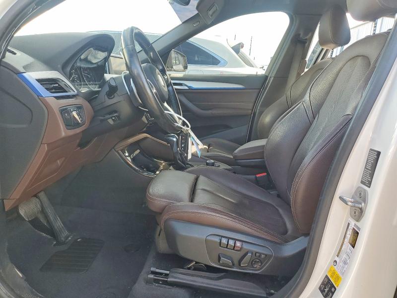Photo 7 from auction – 2017 BMW X1 XDRIVE2 with VIN WBXHT3C35H5F85972