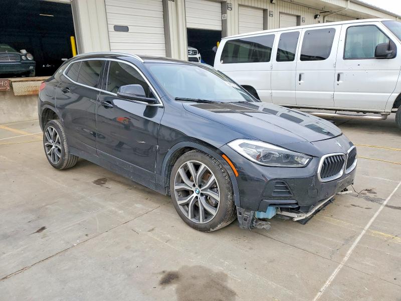 Photo 4 from auction – 2022 BMW X2 with VIN WBXYH9C02N5T42977