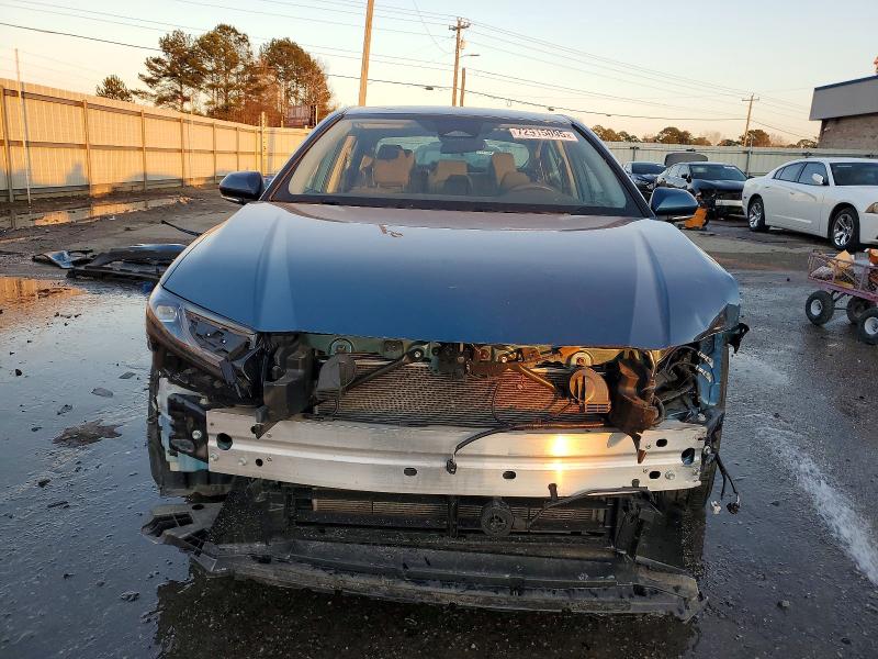 Photo 5 from auction – 2025 TOYOTA CAMRY XSE with VIN 4T1DAACK6SU133256