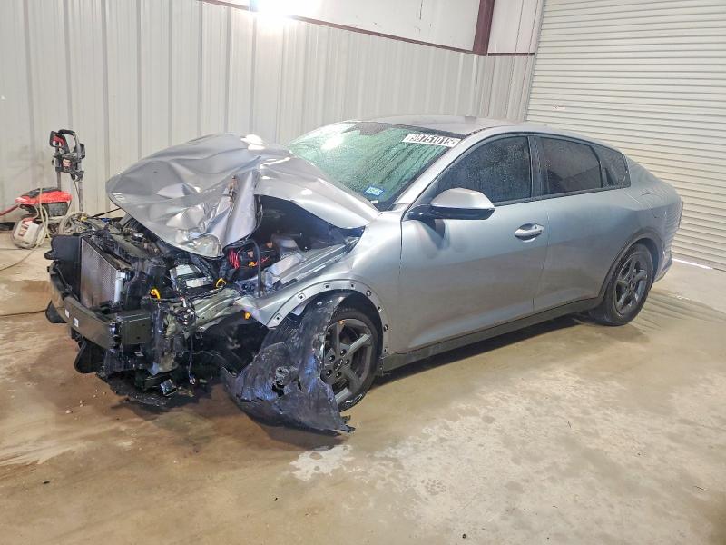 KIA K4 LX 2025 with VIN 3KPFT4DEXSE109171 - Photo from auction