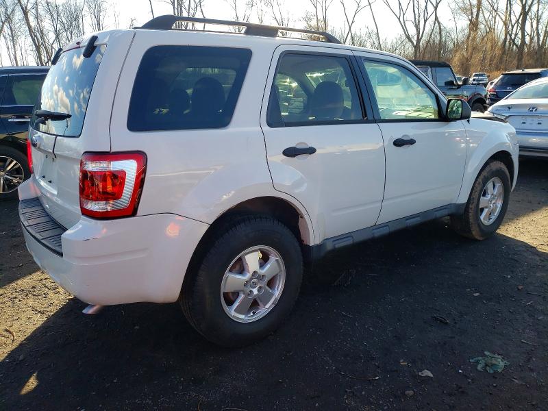Photo 3 from auction – 2011 FORD ESCAPE XLT with VIN 1FMCU0D7XBKB08413