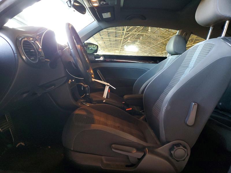 Photo 7 from auction – 2013 VOLKSWAGEN BEETLE with VIN 3VWVA7AT5DM635767