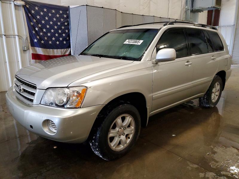 TOYOTA HIGHLANDER 2002 with VIN JTEHF21A020058435 - Photo from auction