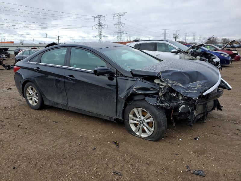 Photo 4 from auction – 2013 HYUNDAI SONATA with VIN 5NPEB4AC3DH737508