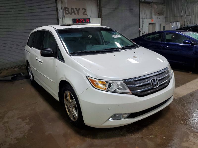 Photo 4 from auction – 2012 HONDA ODYSSEY TO with VIN 5FNRL5H90CB038073