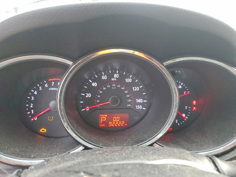 Photo 9 from auction – 2013 KIA SORENTO LX with VIN 5XYKTDA69DG312893
