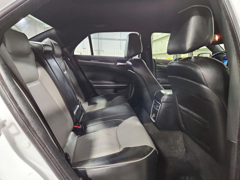 Photo 10 from auction – 2011 CHRYSLER 300 LIMITE with VIN 2C3CA5CG4BH585457