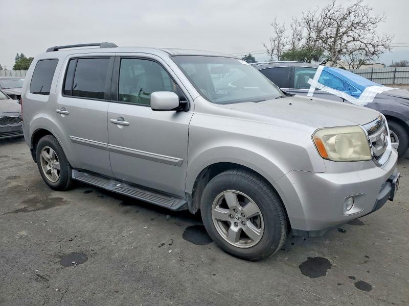 Photo 4 from auction – 2011 HONDA PILOT EXLN with VIN 5FNYF4H71BB020319