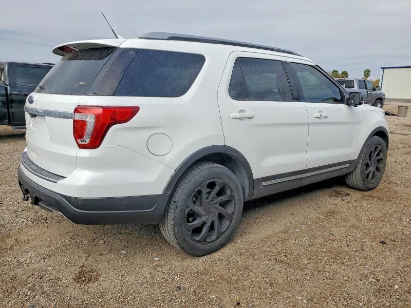 Zdjęcie 3 z aukcji – 2018 FORD EXPLORER X z VIN 1FM5K8D80JGC19866