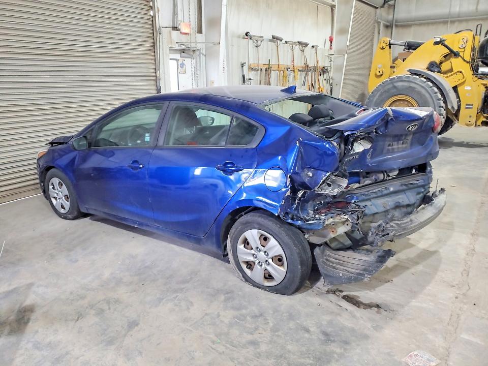 Photo 2 from auction – 2018 KIA FORTE with VIN 3KPFK4A74JE168272