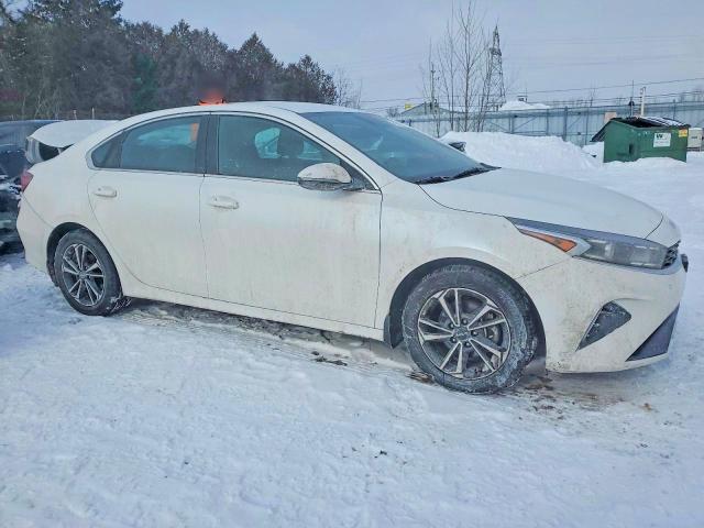 Photo 4 from auction – 2024 KIA FORTE with VIN 3KPF34AD1RE813930