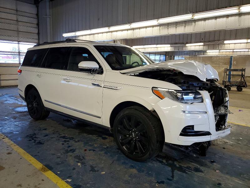Photo 4 from auction – 2024 LINCOLN NAVIGATOR with VIN 5LMJJ2LG0REL00569