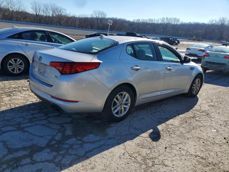 Photo 3 from auction – 2011 KIA OPTIMA LX with VIN KNAGM4A76B5095186