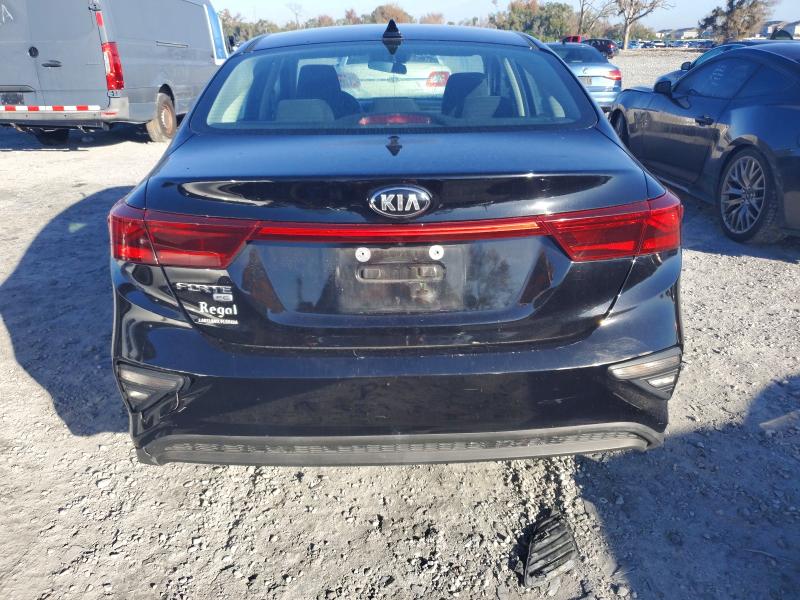 Foto 6 de la subasta – 2019 KIA FORTE FE con VIN 3KPF24AD2KE033010