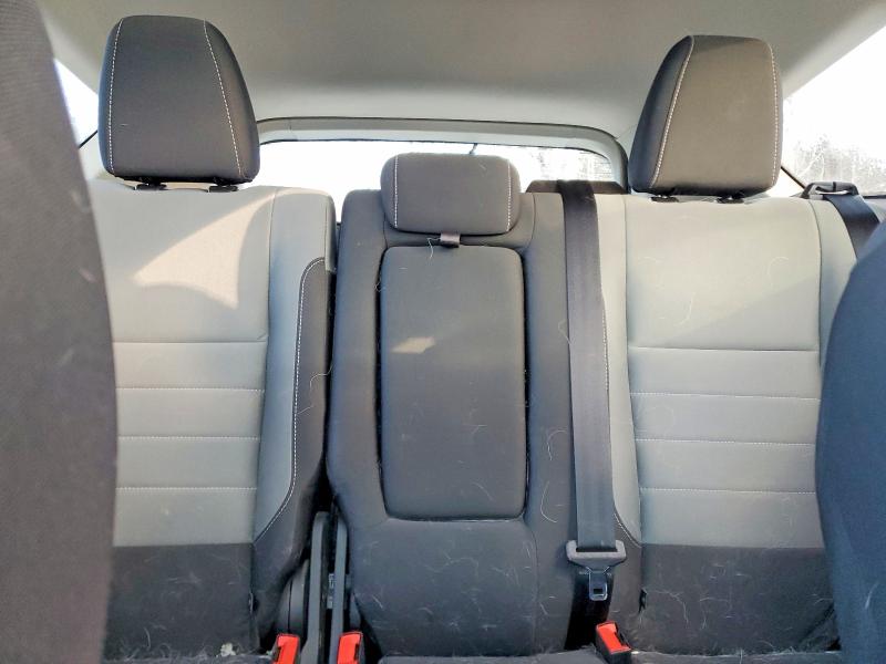 Photo 10 from auction – 2016 FORD ESCAPE SE with VIN 1FMCU9GX3GUA86928