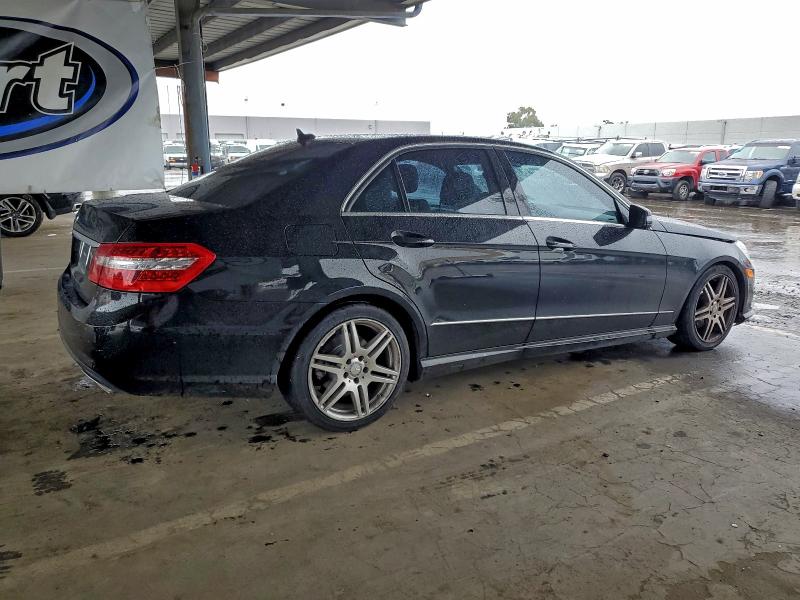 Photo 3 from auction – 2010 MERCEDES-BENZ E 350 with VIN WDDHF5GB6AA200288