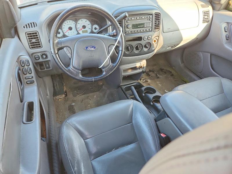 Photo 8 from auction – 2002 FORD ESCAPE XLT with VIN 1FMCU04152KC19561