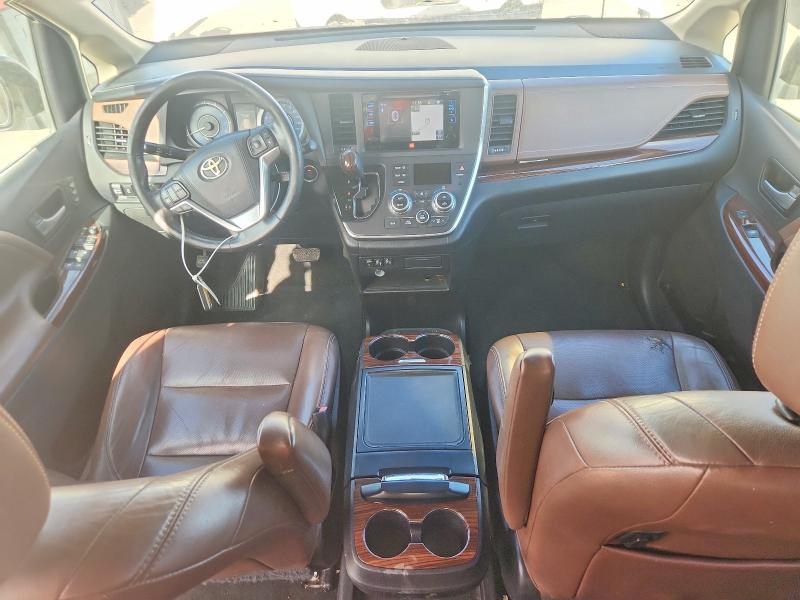 Photo 8 from auction – 2015 TOYOTA SIENNA XLE with VIN 5TDYK3DC8FS595284