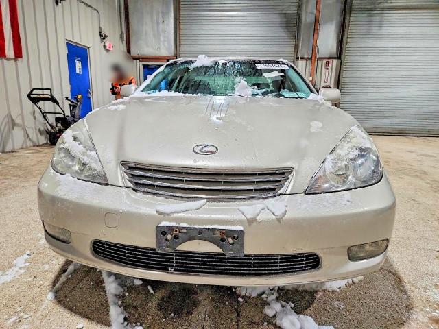 Photo 5 from auction – 2004 LEXUS ES 330 with VIN JTHBA30G540017479