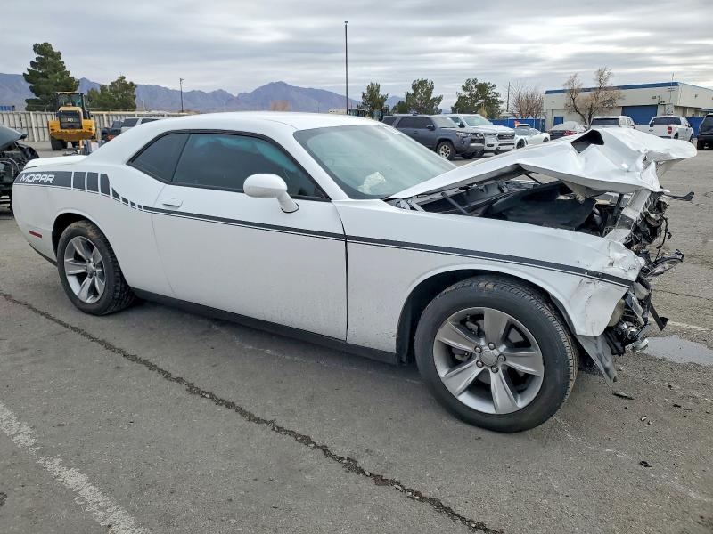 Photo 4 from auction – 2020 DODGE CHALLENGER with VIN 2C3CDZAG7LH227482