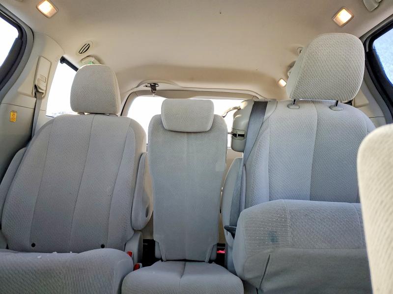 Photo 10 from auction – 2013 TOYOTA SIENNA LE with VIN 5TDKK3DC6DS333718