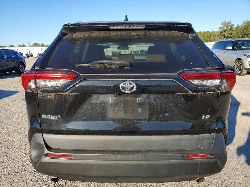 Photo 6 from auction – 2021 TOYOTA RAV4 LE with VIN 2T3H1RFV9MC101242