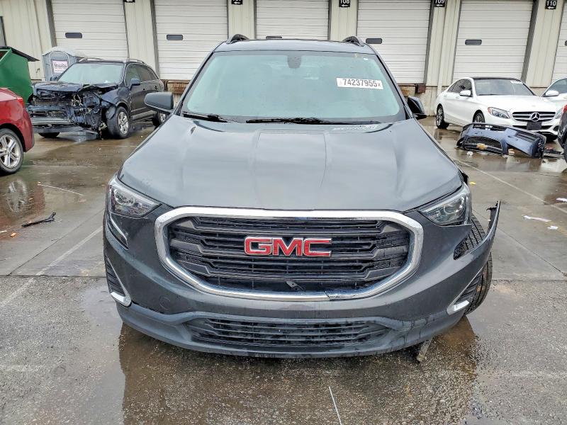 Photo 5 from auction – 2018 GMC TERRAIN SL with VIN 3GKALMEV7JL313899