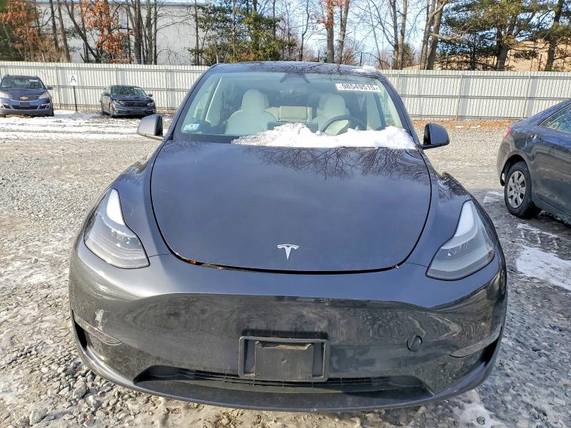 Photo 5 from auction – 2024 TESLA MODEL Y with VIN 7SAYGAEEXRF084726