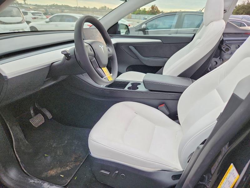 Photo 7 from auction – 2025 TESLA MODEL Y with VIN 7SAYGDED2SF228221
