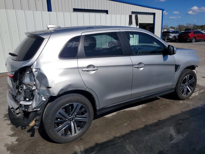 Photo 3 from auction – 2025 MITSUBISHI OUTLANDER with VIN JA4ARUAU6SU006846