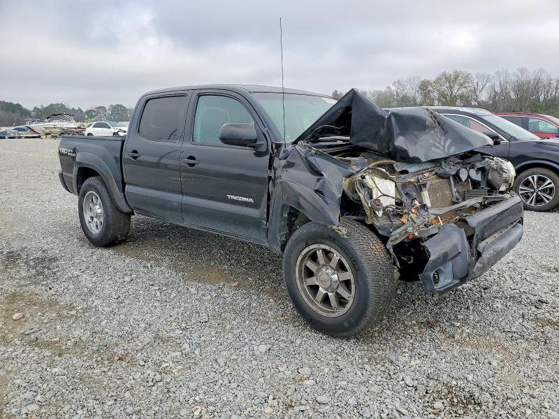 Photo 4 from auction – 2014 TOYOTA TACOMA DOU with VIN 5TFLU4EN4EX090619
